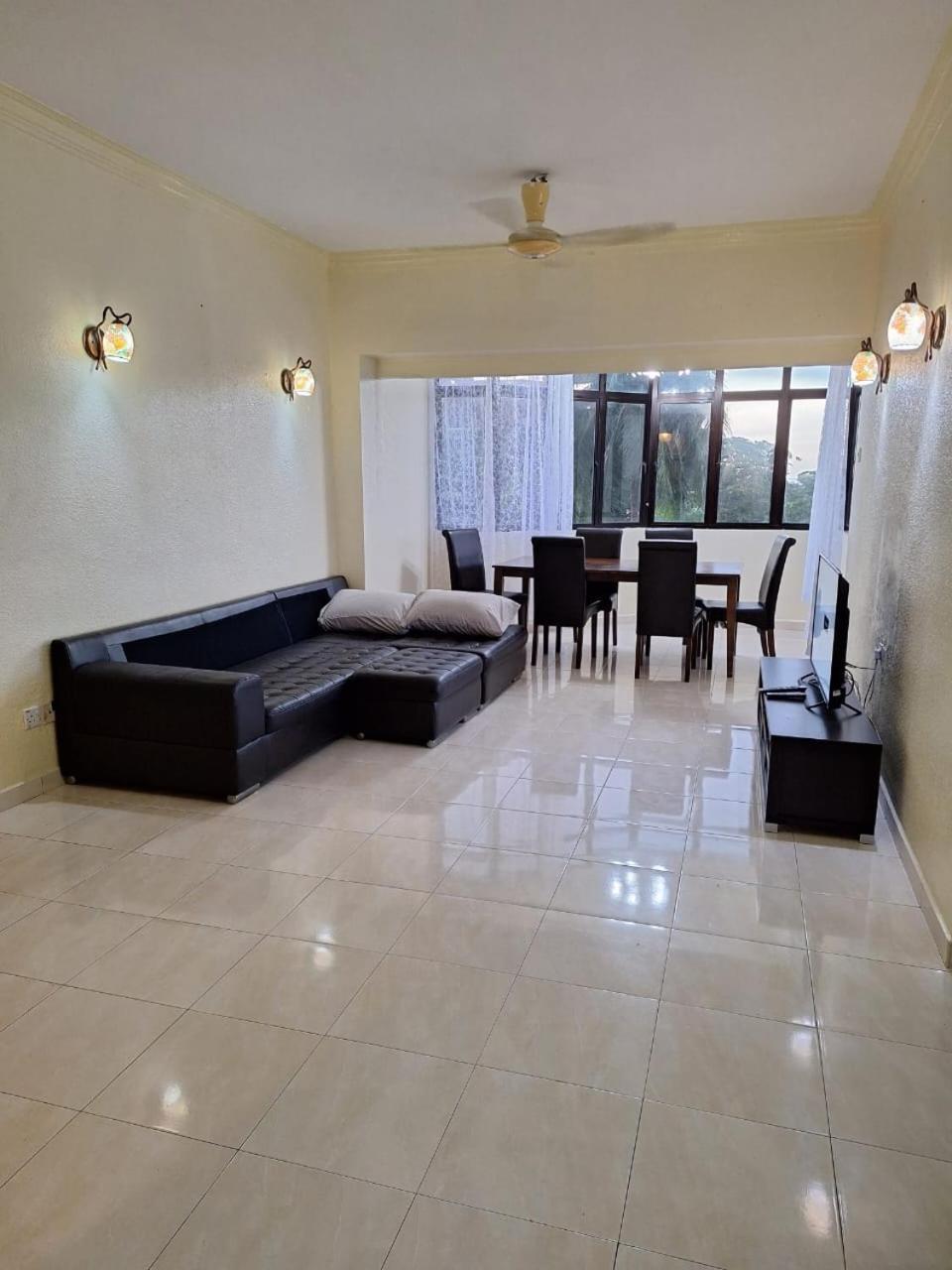 Seaput Srisayang Apartment Batu Ferringhi Exterior photo